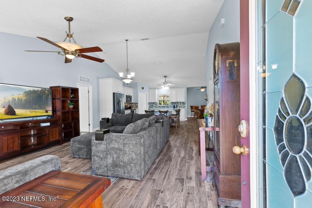 55595 Bear Run Road Callahan, FL 32011 - Photo 4 of 34 55595 Bear Run Dr-1