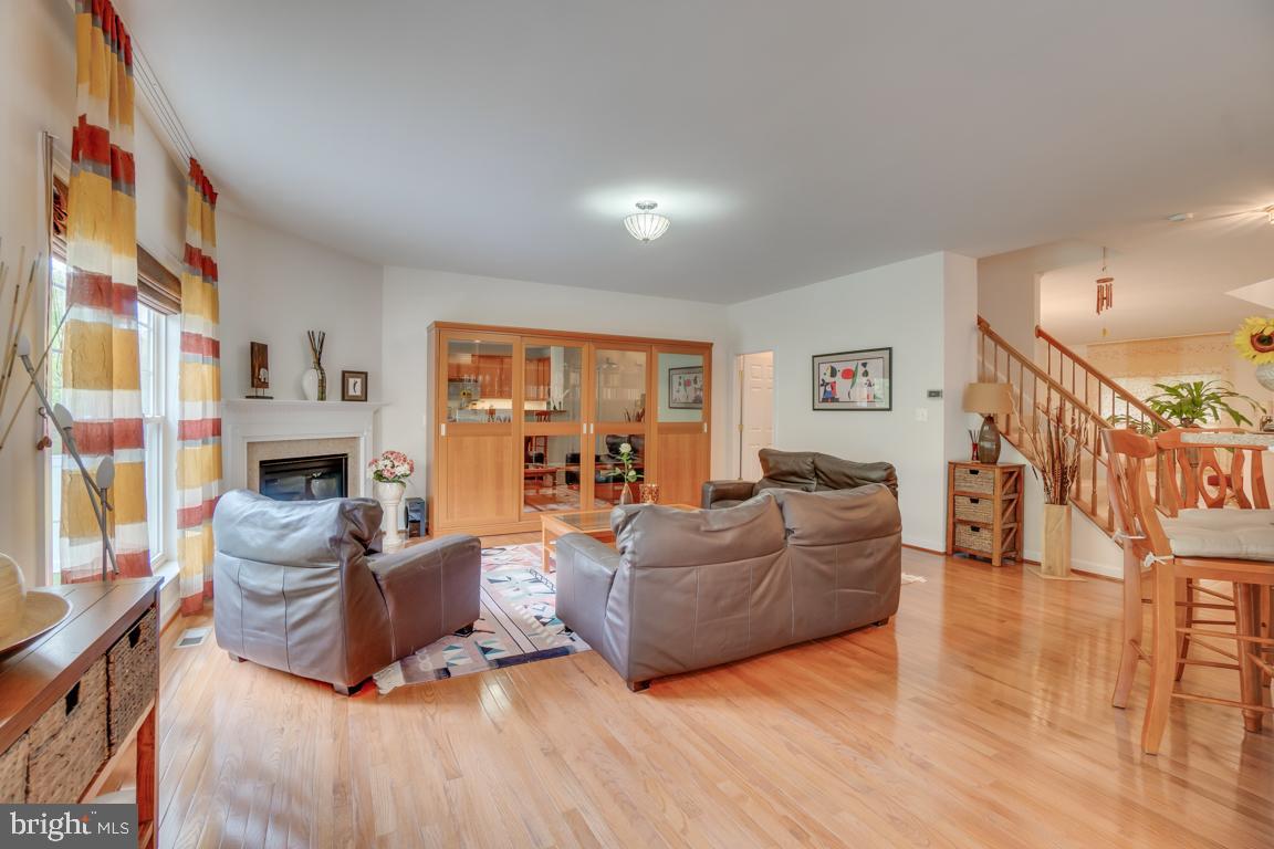 4270 Meyers Road Triangle, VA 22172 - Photo 14 of 59