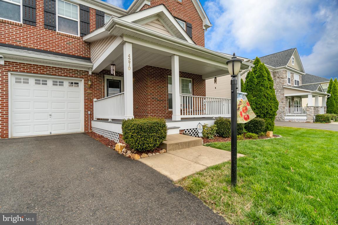 4270 Meyers Road Triangle, VA 22172 - Photo 4 of 59