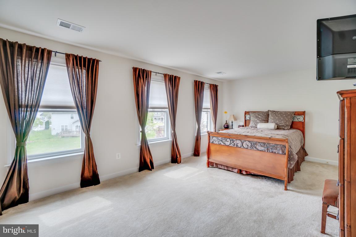 4270 Meyers Road Triangle, VA 22172 - Photo 42 of 59