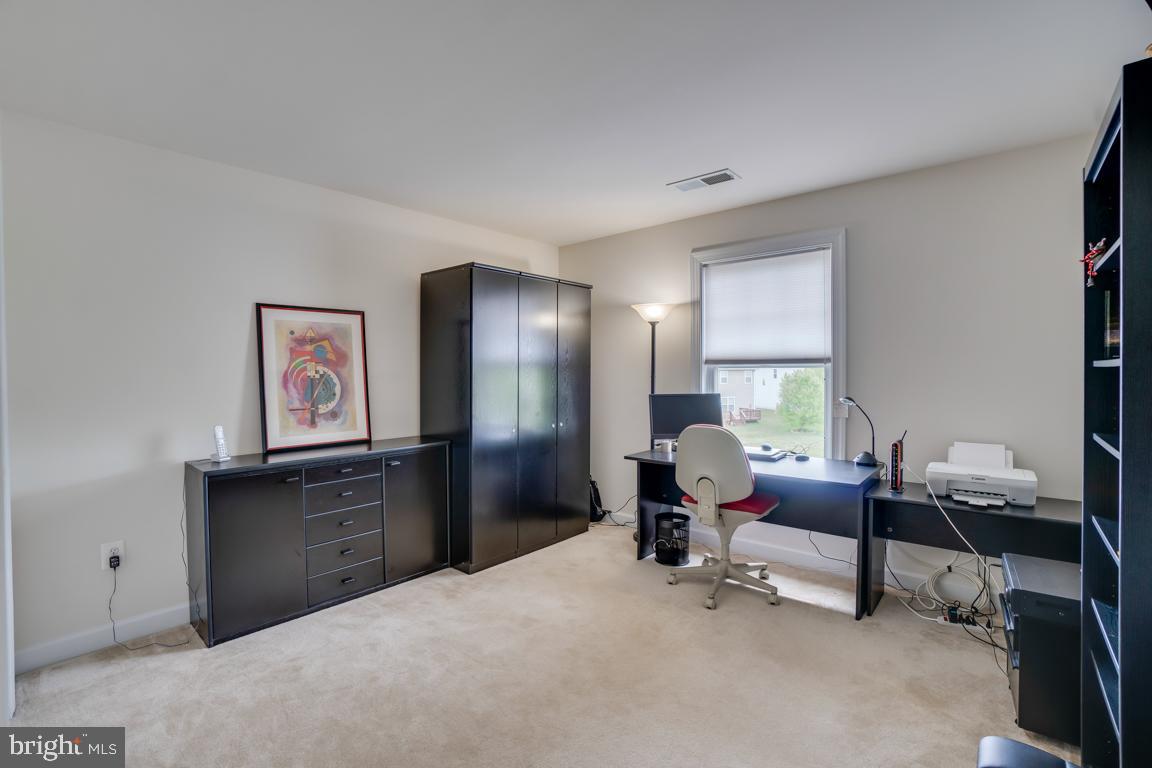 4270 Meyers Road Triangle, VA 22172 - Photo 44 of 59