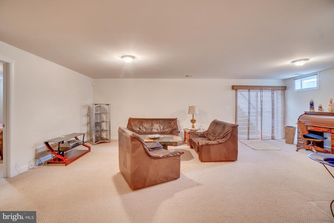 4270 Meyers Road Triangle, VA 22172 - Photo 51 of 59