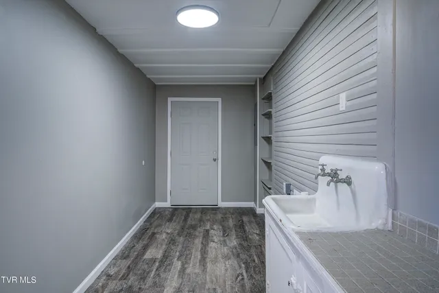 $1,800 | 231 3rd Street, Unit 5, Erwin, TN 37650