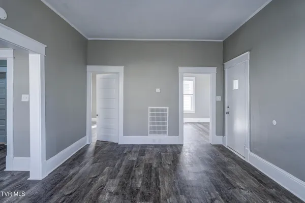 $1,500 | 231 3rd Street, Unit 5, Erwin, TN 37650