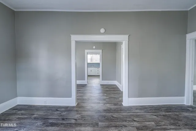 $1,800 | 231 3rd Street, Unit 5, Erwin, TN 37650