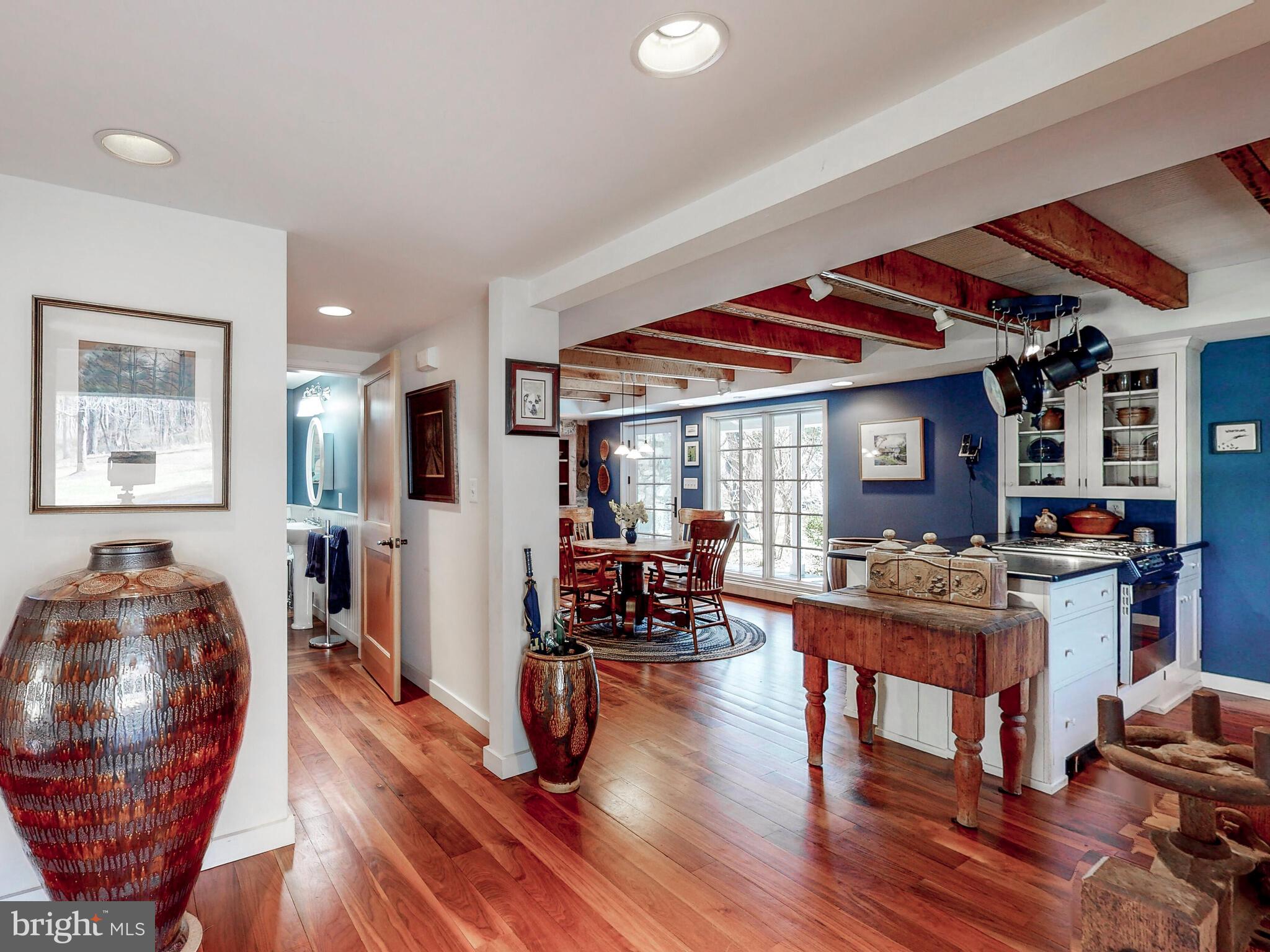 1901 Brighton Dam Road Brookeville, MD 20833 - Photo 11 of 92 Foyer flows into the kitchen & breakfast room
