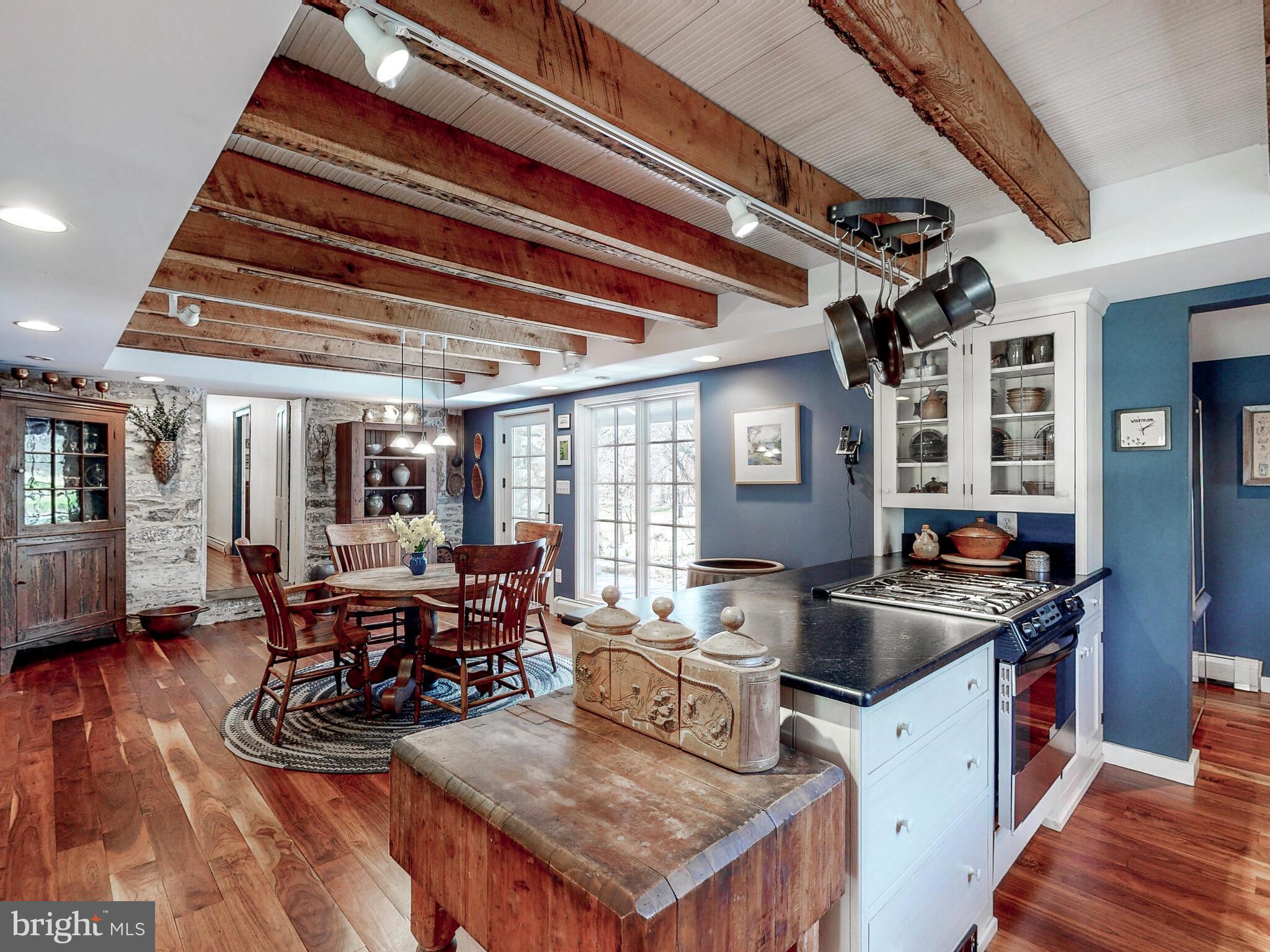 1901 Brighton Dam Road Brookeville, MD 20833 - Photo 14 of 92 Eat-in kitchen & adjoining breakfast room