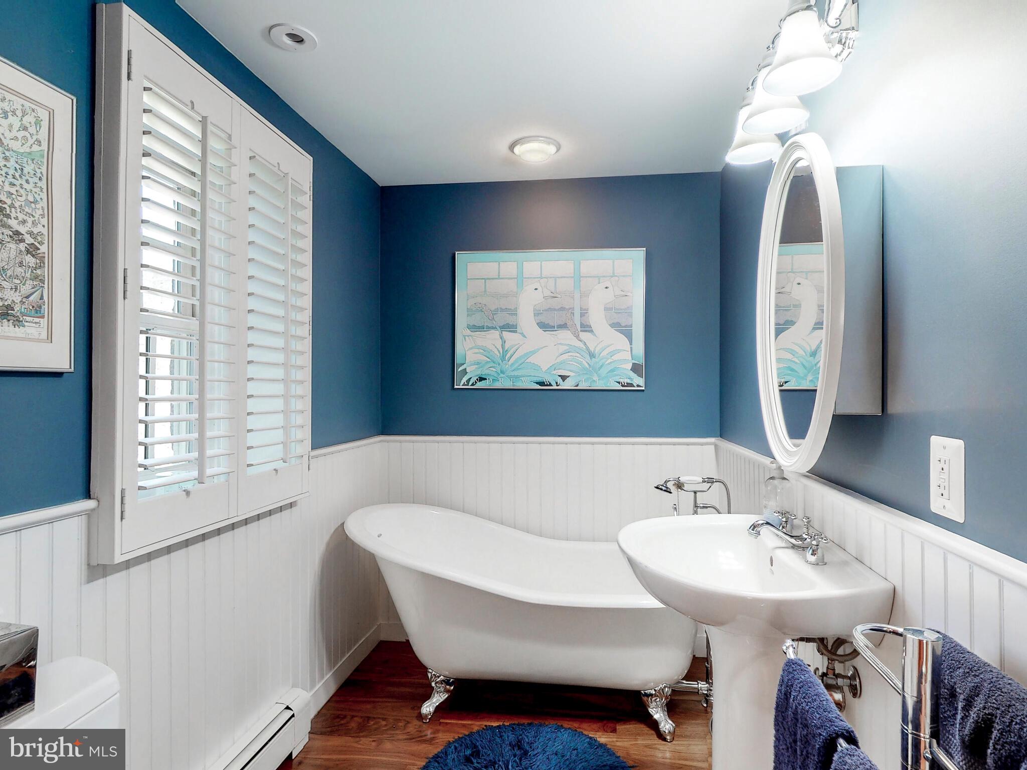 1901 Brighton Dam Road Brookeville, MD 20833 - Photo 32 of 92 Just off of the foyer is an updated full bath