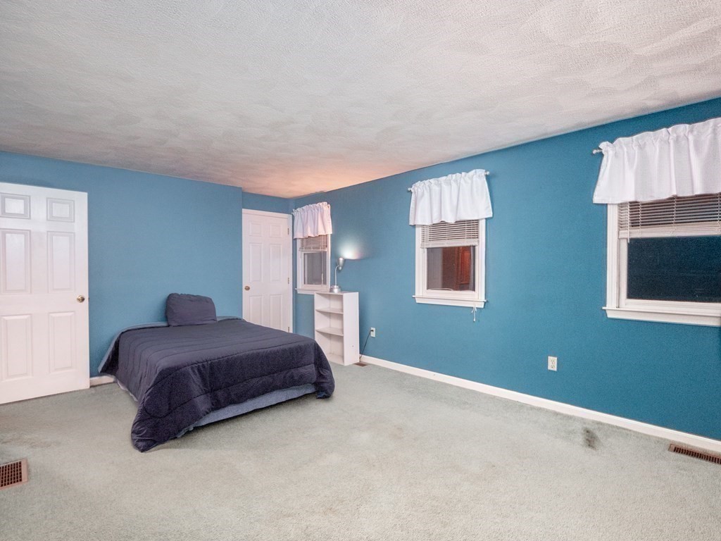 11 Rock Road Tyngsboro, MA 01879 - Photo 21 of 37 Gallery Image 21