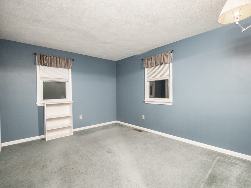 11 Rock Road Tyngsboro, MA 01879 - Photo 22 of 37 Gallery Image 22