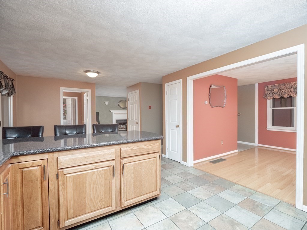 11 Rock Road Tyngsboro, MA 01879 - Photo 6 of 37 Gallery Image 6