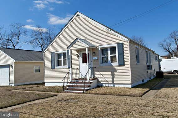 112 Homeland Road Pasadena, MD 21122 - Photo 1 of 25 Exterior (Front)
