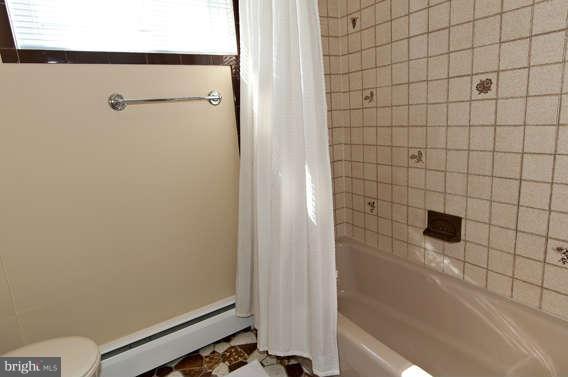 112 Homeland Road Pasadena, MD 21122 - Photo 14 of 25 Bath