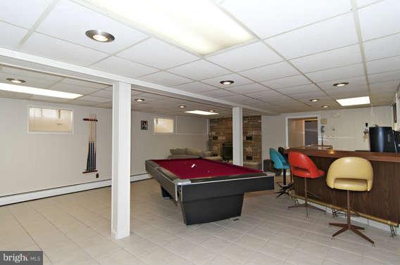 112 Homeland Road Pasadena, MD 21122 - Photo 17 of 25 Family Room