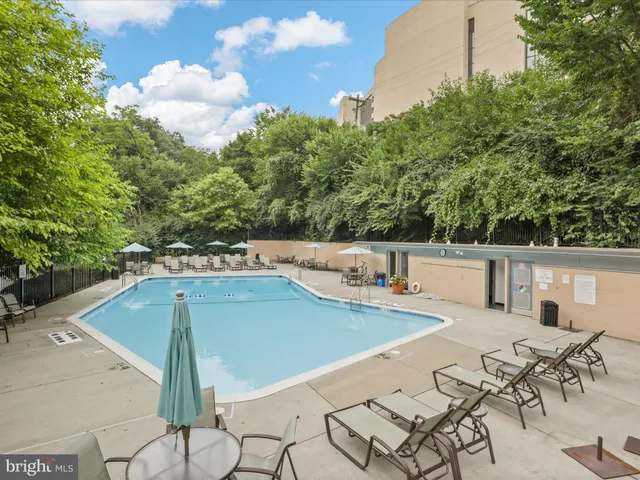 $226,000 | 1200 South Arlington Ridge Road, Unit 509, Arlington, VA 22202
