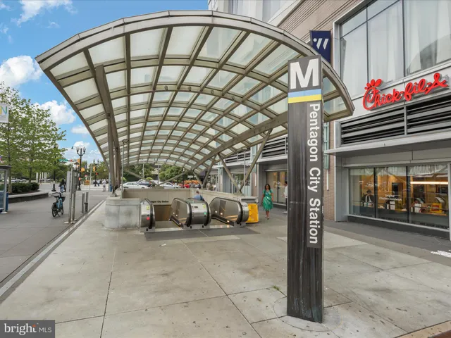 $226,000 | 1200 South Arlington Ridge Road, Unit 509, Arlington, VA 22202