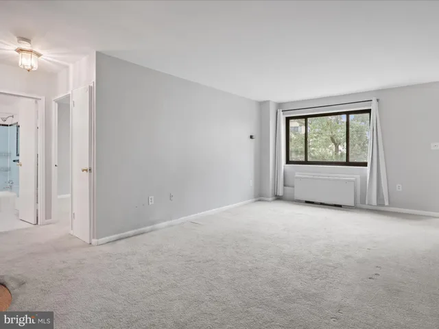 $226,000 | 1200 South Arlington Ridge Road, Unit 509, Arlington, VA 22202