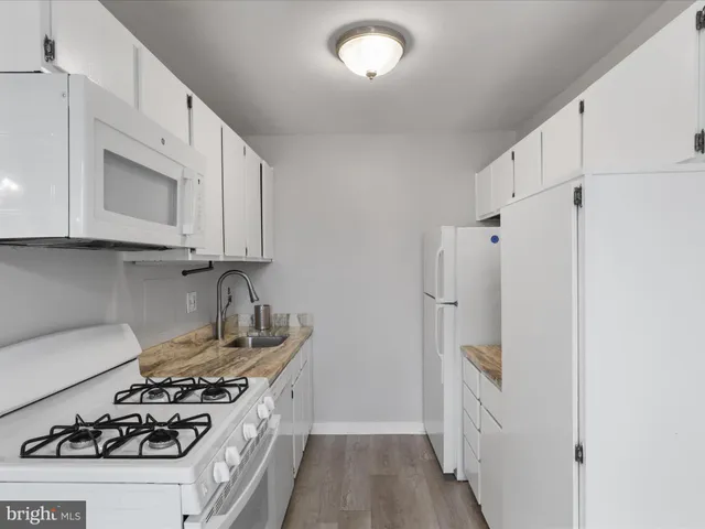 $226,000 | 1200 South Arlington Ridge Road, Unit 509, Arlington, VA 22202