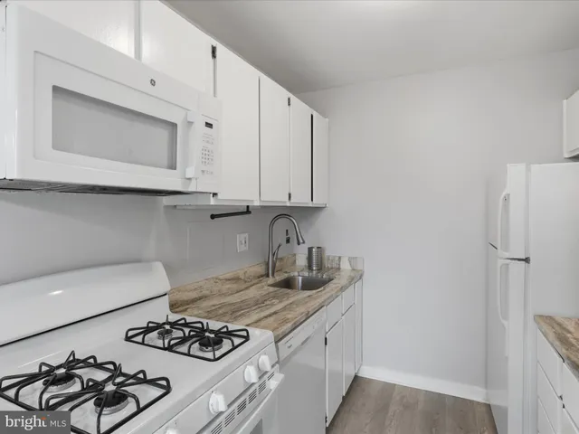 $226,000 | 1200 South Arlington Ridge Road, Unit 509, Arlington, VA 22202