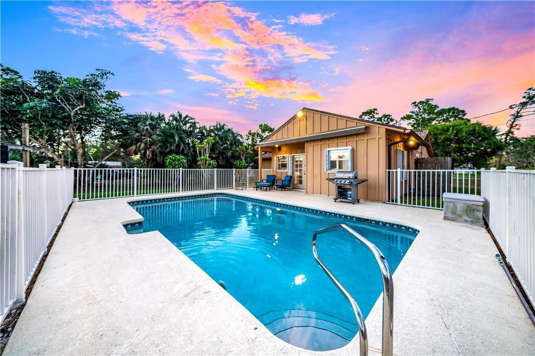 85 Canton Road Lake Worth, FL 33467 - Photo 3 of 29 Photo 3
