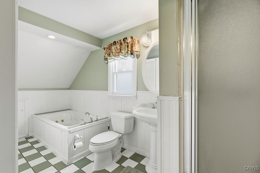 113 Warwick Road DeWitt, NY 13214 - Photo 34 of 50