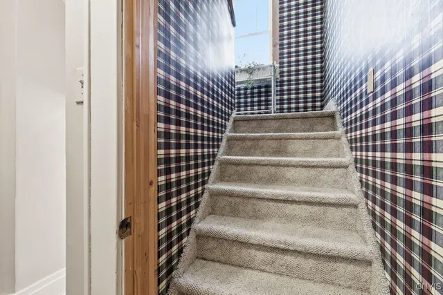 $419,900 | 113 Warwick Road, DeWitt, NY 13214