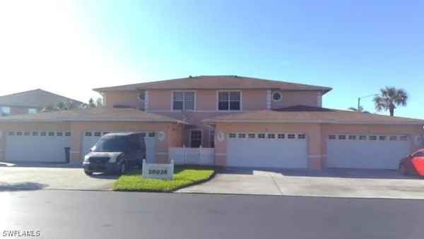 $169,000 | 20028 Lake Vista Circle North, Unit 3, Lehigh Acres, FL 33974