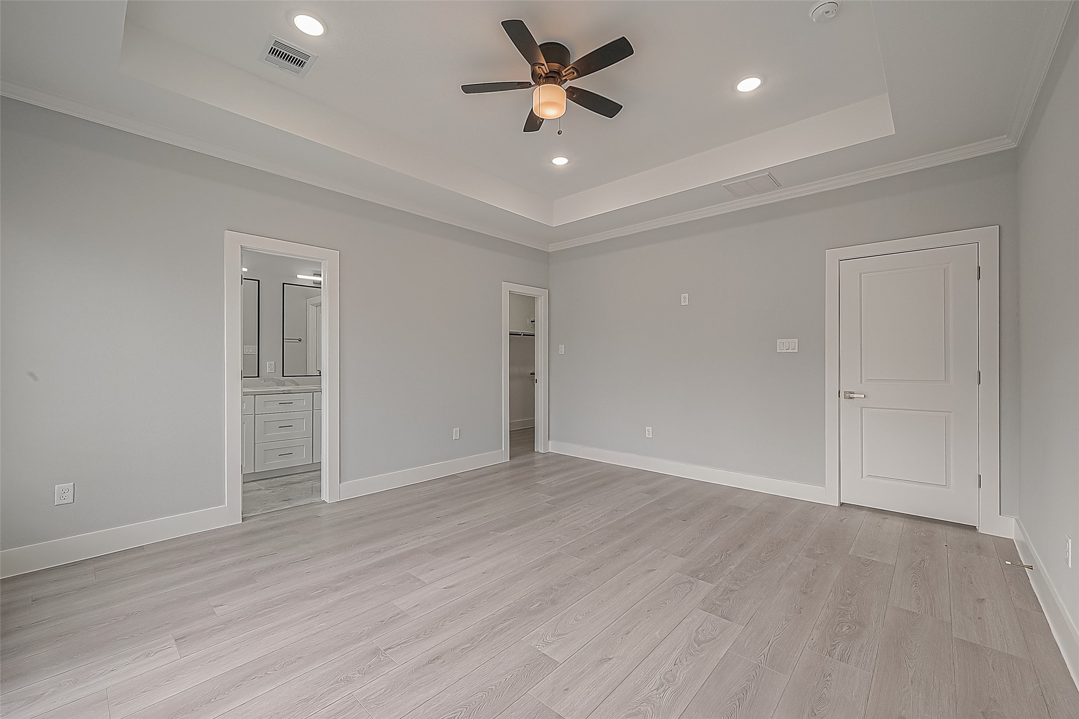 9204 Buffum Street Houston, TX 77051 - Photo 14 of 19 wooden floor in an empty room with a window