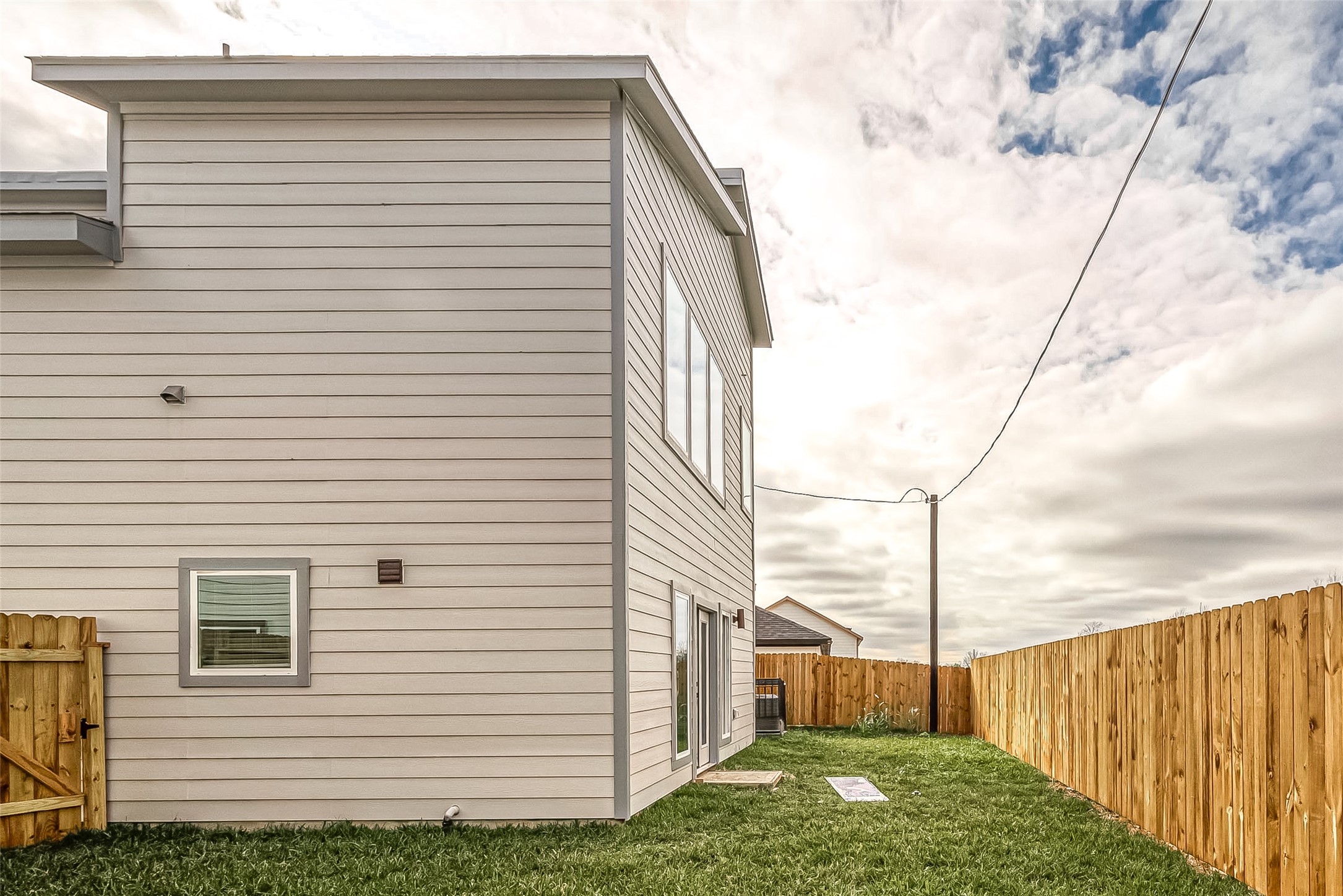 9204 Buffum Street Houston, TX 77051 - Photo 18 of 19 a view of a back yard of the house