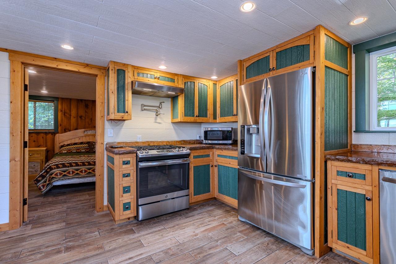 4139 Satuit Lane, Unit 3 Rhinelander, WI 54501 - Photo 10 of 38 Gallery Image 10