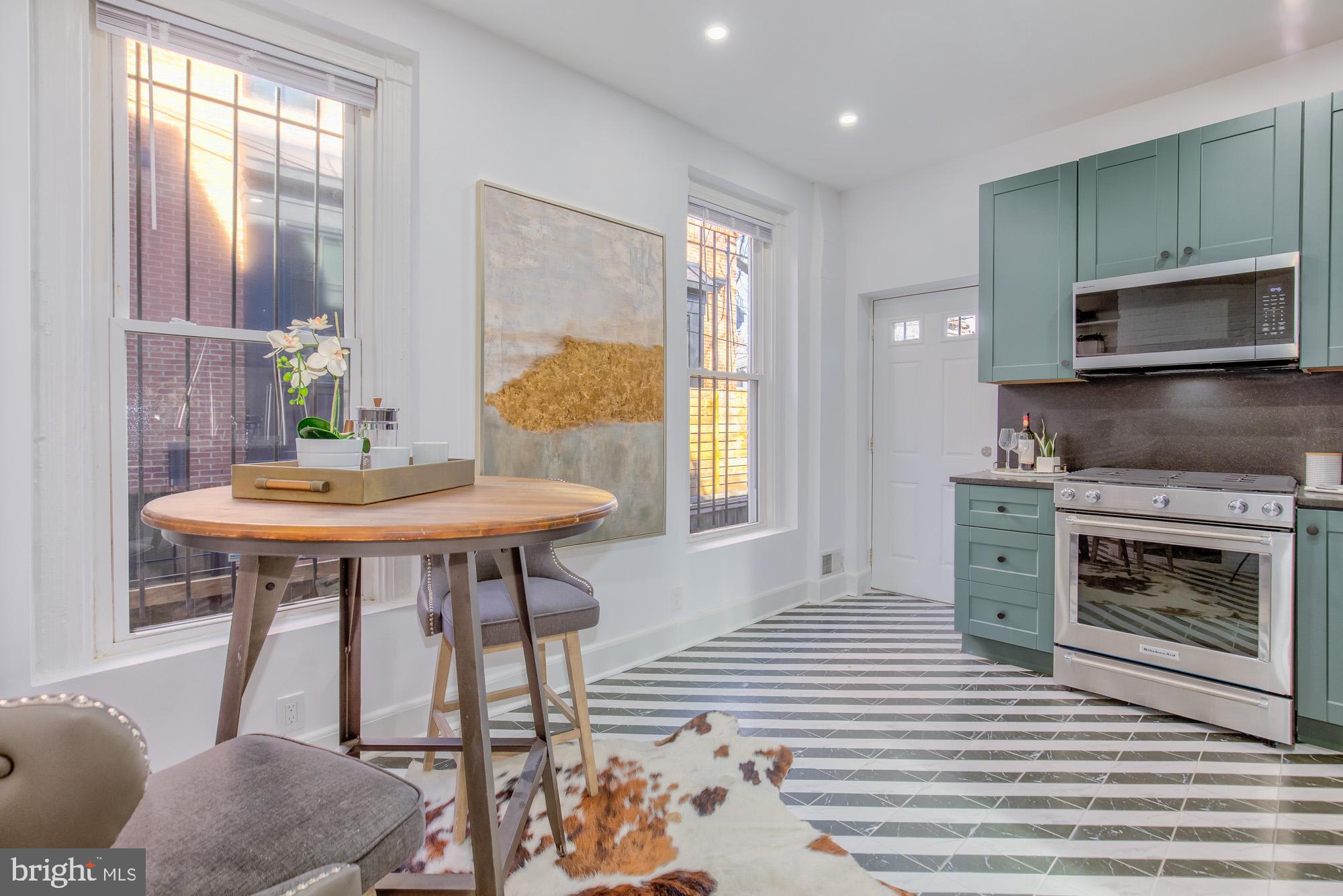 1507 Marion Street Northwest Washington, DC 20001 - Photo 6 of 31