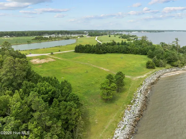 $279,000 | 271 Wind Lake Road, Oriental, NC 28571