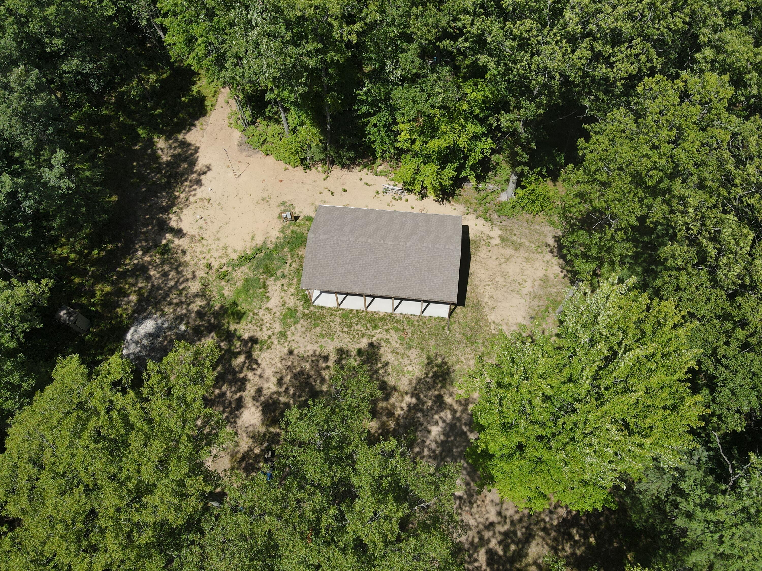 9732 East Grandview Trail Reed City, MI 49677 - Photo 3 of 19 Photo_1080361196_DJI_236_jpg_9035939_0_2