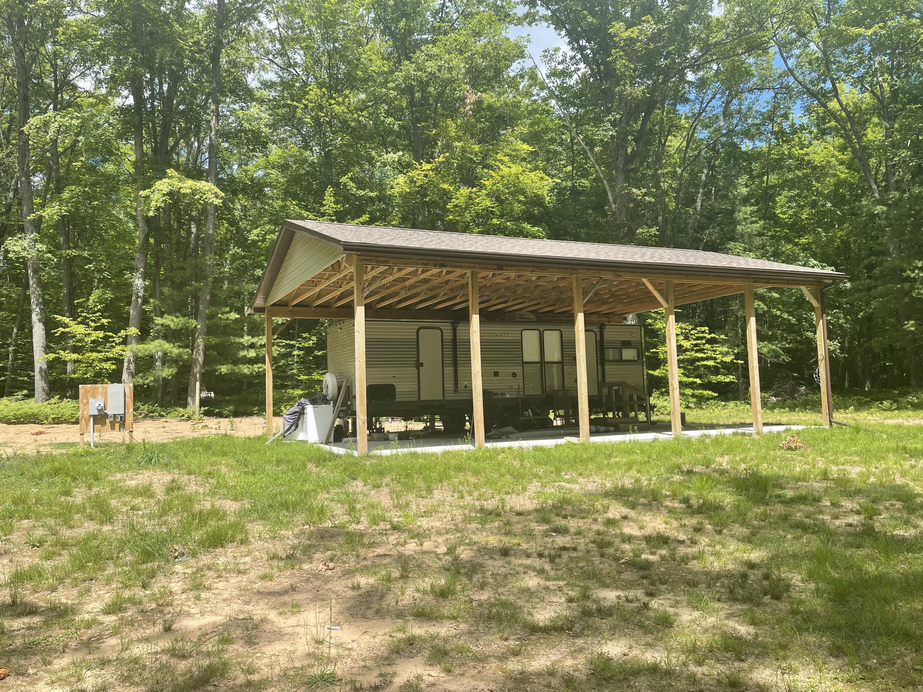 9732 East Grandview Trail Reed City, MI 49677 - Photo 5 of 19 IMG_5978