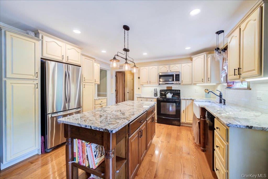 124 Rutsonville Road Wallkill, NY 12589 - Photo 12 of 49