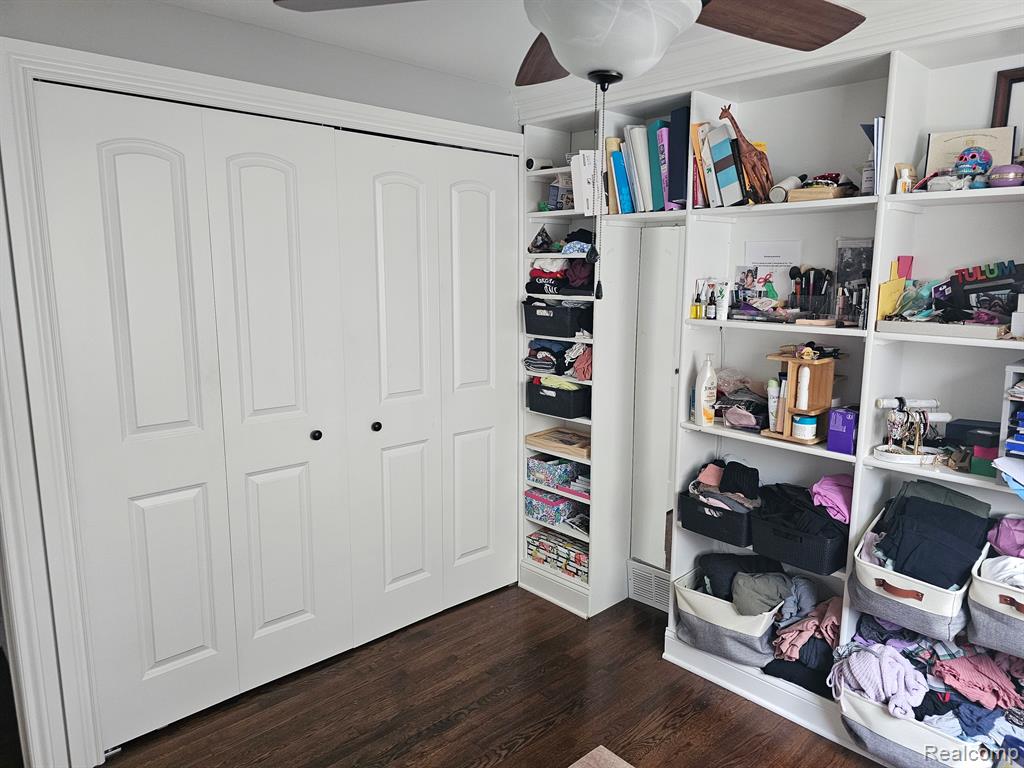 4855 Hillcrest Road Trenton, MI 48183 - Photo 26 of 41 Gallery Image 26
