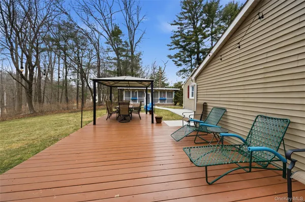 $799,000 | 3011 Hickory Street, Yorktown Heights, NY 10598