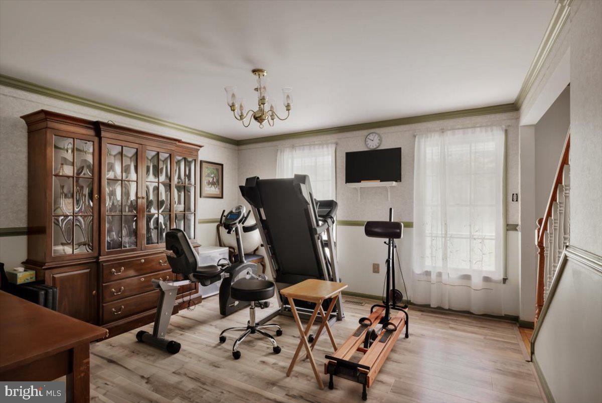 19606 Ridgeside Road Bluemont, VA 20135 - Photo 29 of 81 a view of a room with gym equipment