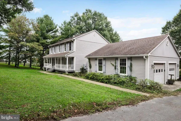 $1,625,000 | 19606 Ridgeside Road, Bluemont, VA 20135