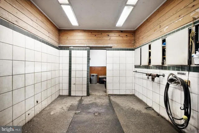 $1,625,000 | 19606 Ridgeside Road, Bluemont, VA 20135