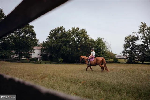 $1,625,000 | 19606 Ridgeside Road, Bluemont, VA 20135