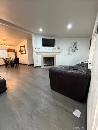 $249,900 | 20401 Soledad Canyon Road, Unit 406, Canyon Country, CA 91351