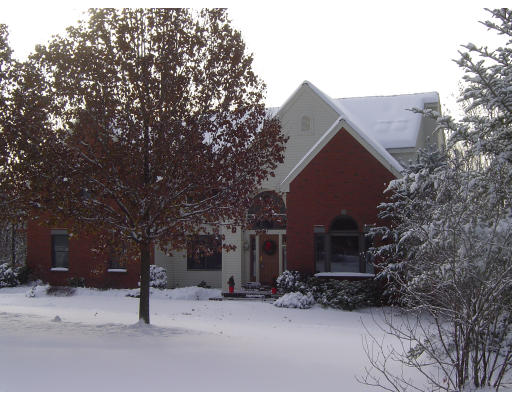 38 Columbus Road Boylston, MA 01505 - Photo 1 of 12 Gallery Image 1
