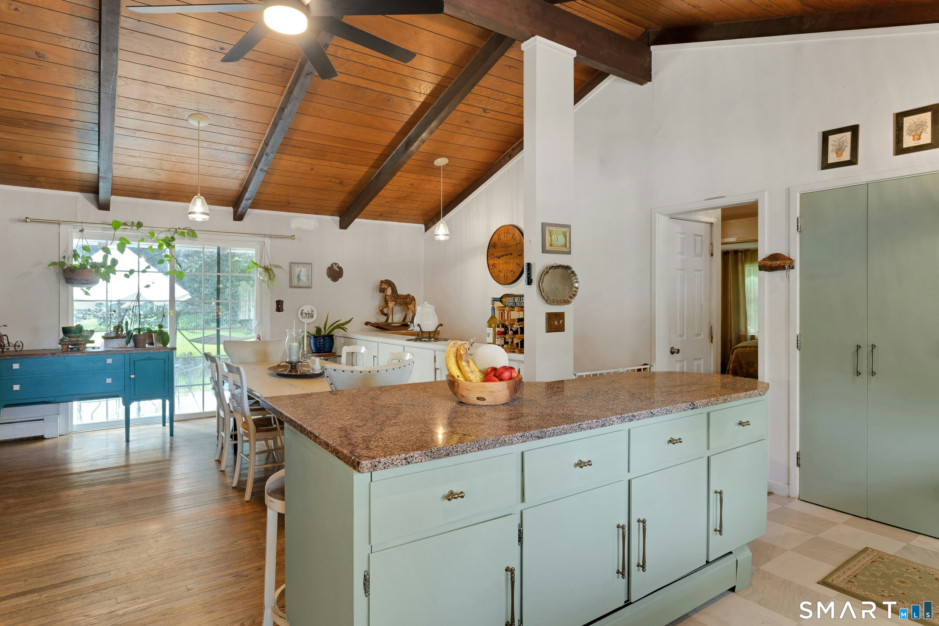 92 Minortown Road Woodbury, CT 06798 - Photo 7 of 33