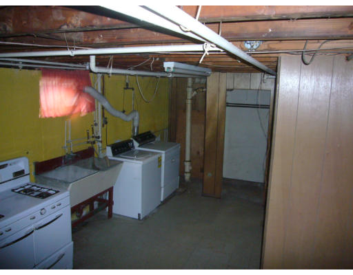 211 Temple Road Waltham, MA 02452 - Photo 19 of 20 Gallery Image 19