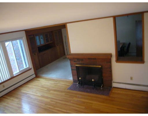 211 Temple Road Waltham, MA 02452 - Photo 2 of 20 Gallery Image 2