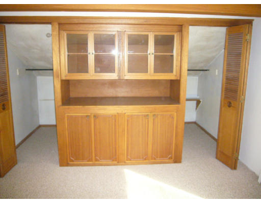 211 Temple Road Waltham, MA 02452 - Photo 6 of 20 Gallery Image 6