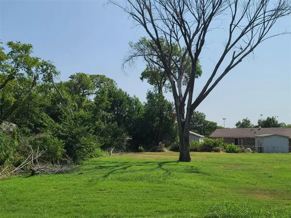 $44,900 | 3024 Claibourne Boulevard, Dallas, TX 75212