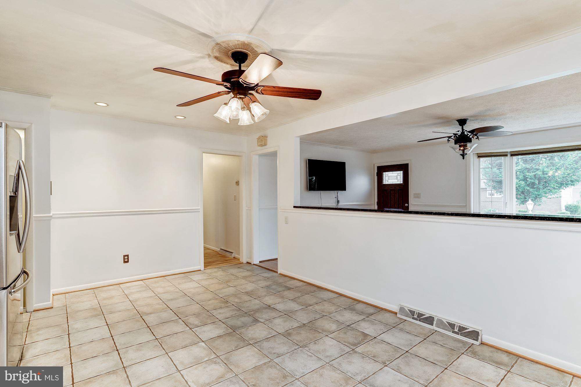 557 Fairmount Road Linthicum Heights, MD 21090 - Photo 7 of 26 Kitchen