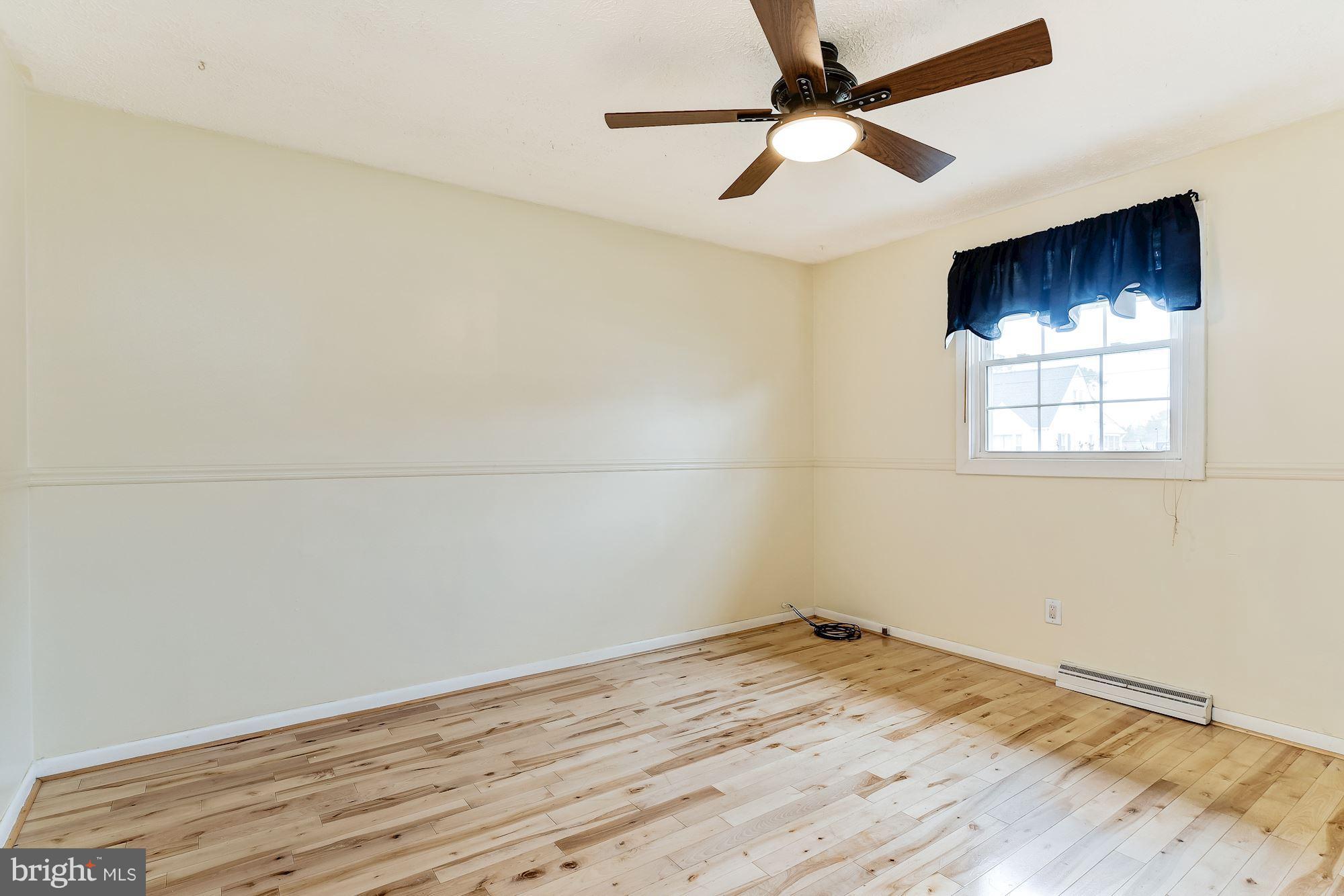 557 Fairmount Road Linthicum Heights, MD 21090 - Photo 9 of 26 Master Bedroom